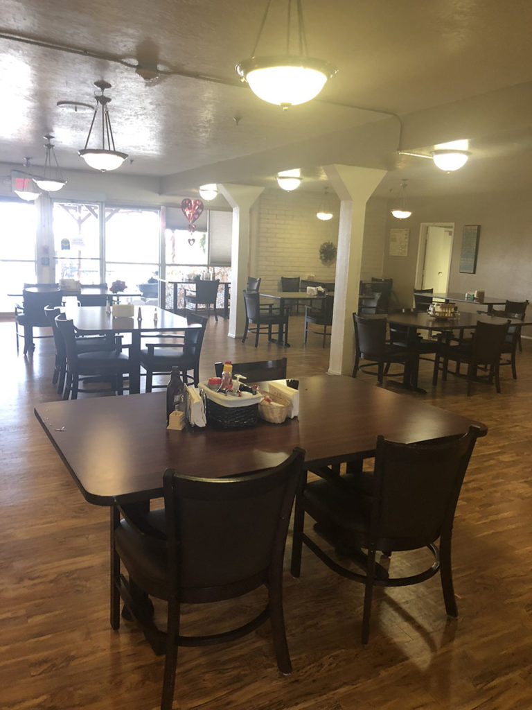 camino retirement assisted living albuquerque dining area